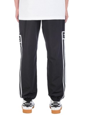 adidas Skateboarding Standard Wind Jogginghose bei Blue adidas Skateboarding STDRD 20 Jacke bei Blue Tomato kaufen